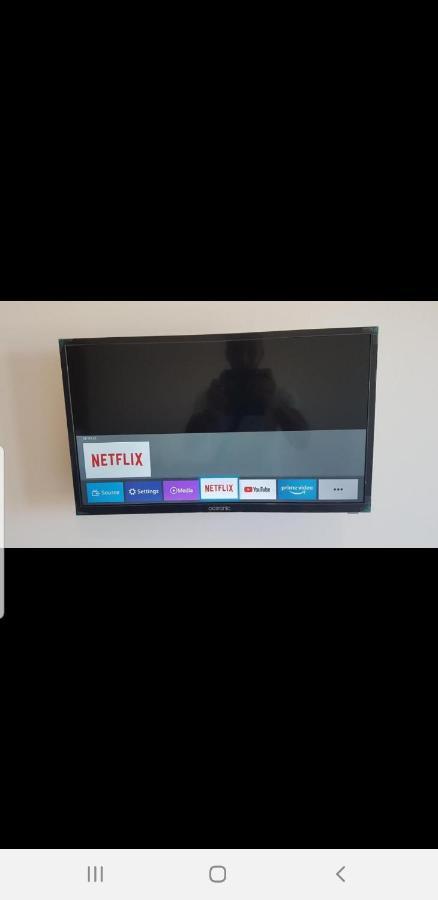 New Cheap Private Room, Kitchen , Overwieuw Sea,Tram On Spot, 12 Minutes From Nice Train Station With Tram , Beach In 17 Min Tram , Chambre Privee Pas Cher, Cuisine Equipee , Tram Sur Place, Apercu Mer, 12 Min De La Gare De Nice Avec Le Tram, 17 Min Eksteriør billede